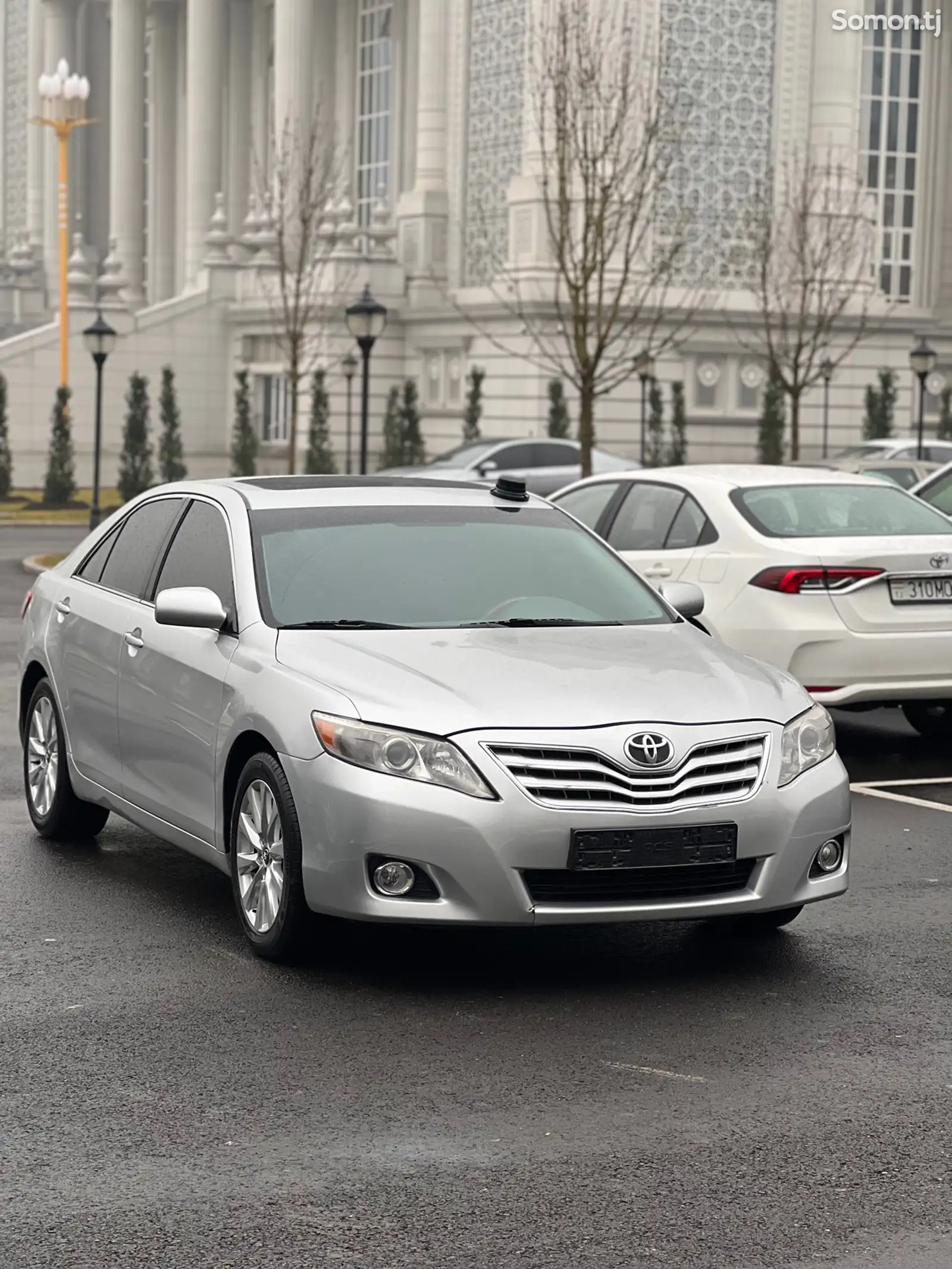 Toyota Camry, 2010-1