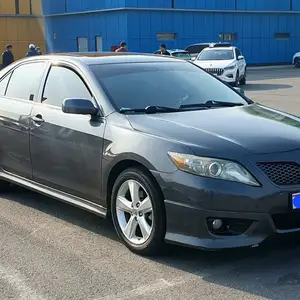 Toyota Camry, 2011