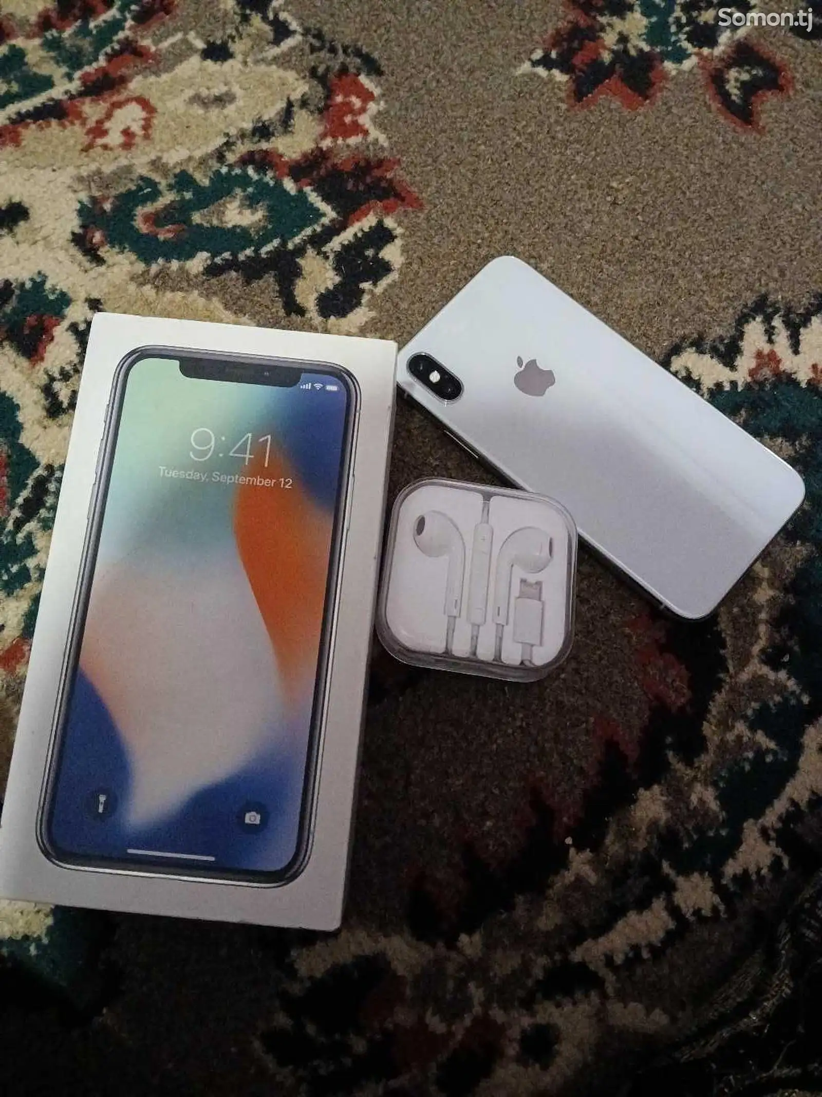 Apple iPhone X, 64 gb, Silver-1