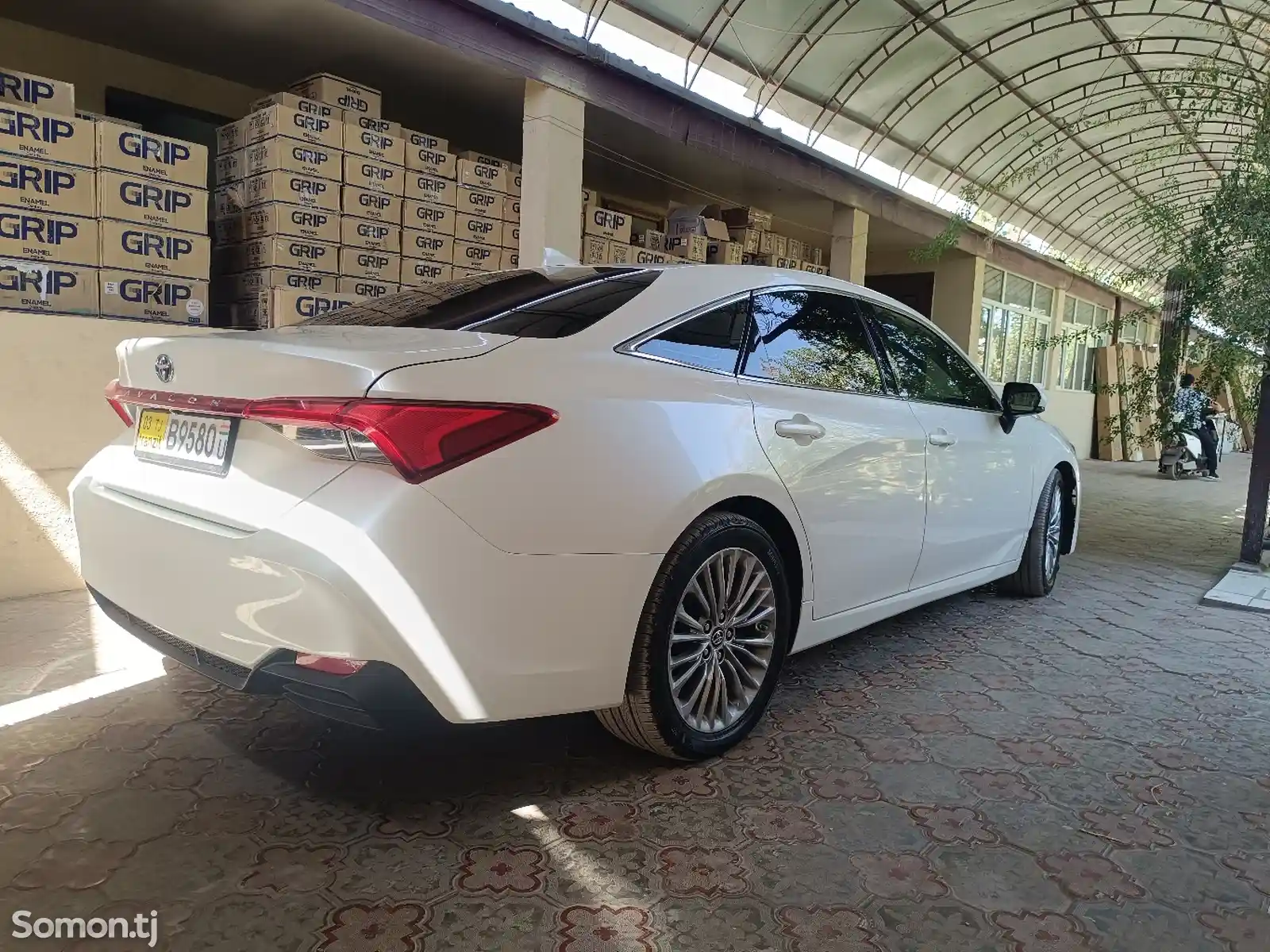 Toyota Avalon, 2019-6