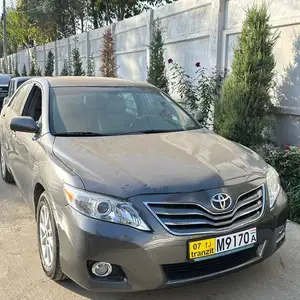 Toyota Camry, 2011