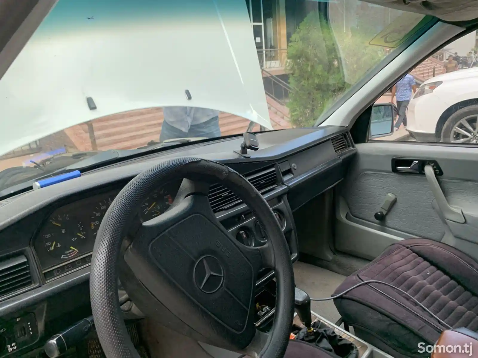 Mercedes-Benz W201, 1992-8