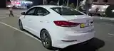 Hyundai Elantra, 2018-4