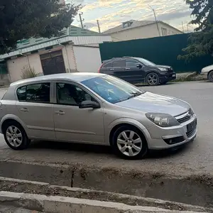 Opel Astra H, 2004