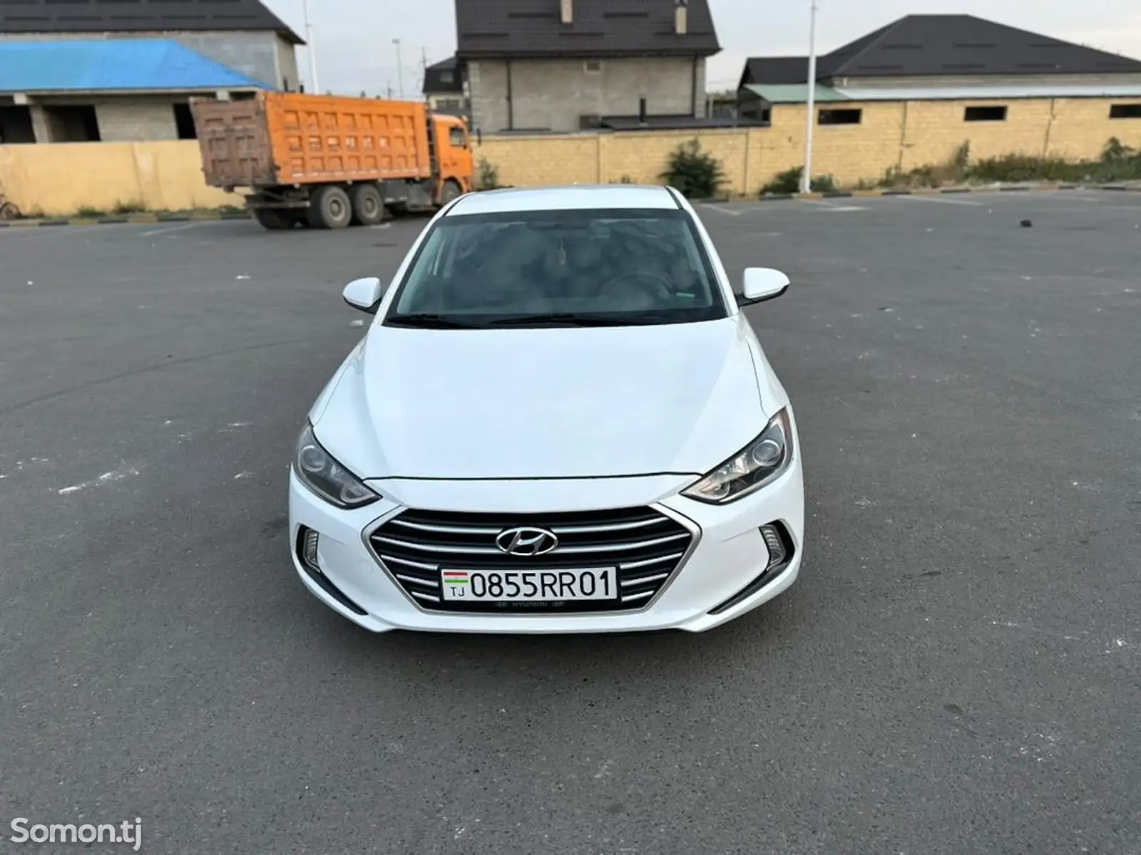 Hyundai Elantra, 2017-8