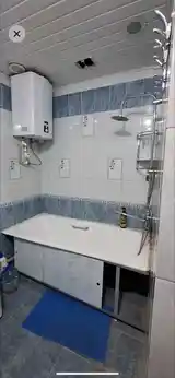 2-комн. квартира, 4 этаж, 90м², 102 мкр-8