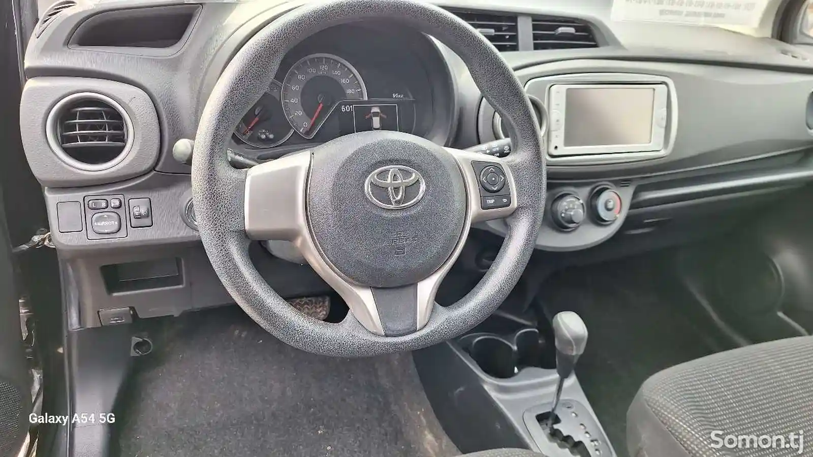 Toyota Vitz, 2014-8