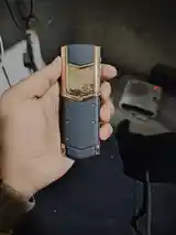 Телефон Vertu-2