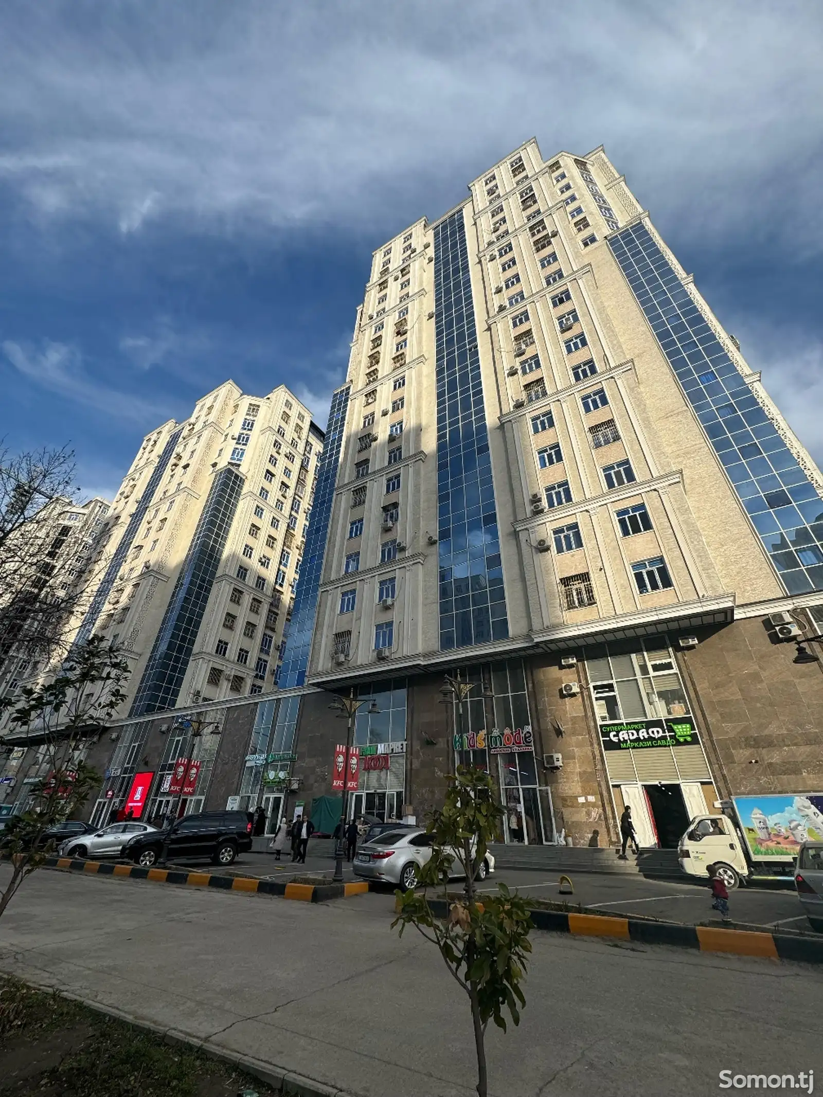 2-комн. квартира, 18 этаж, 55м², Молодожёный Театр-1