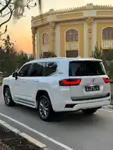 Toyota Land Cruiser, 2022-3