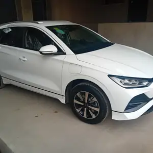 BYD E2, 2024