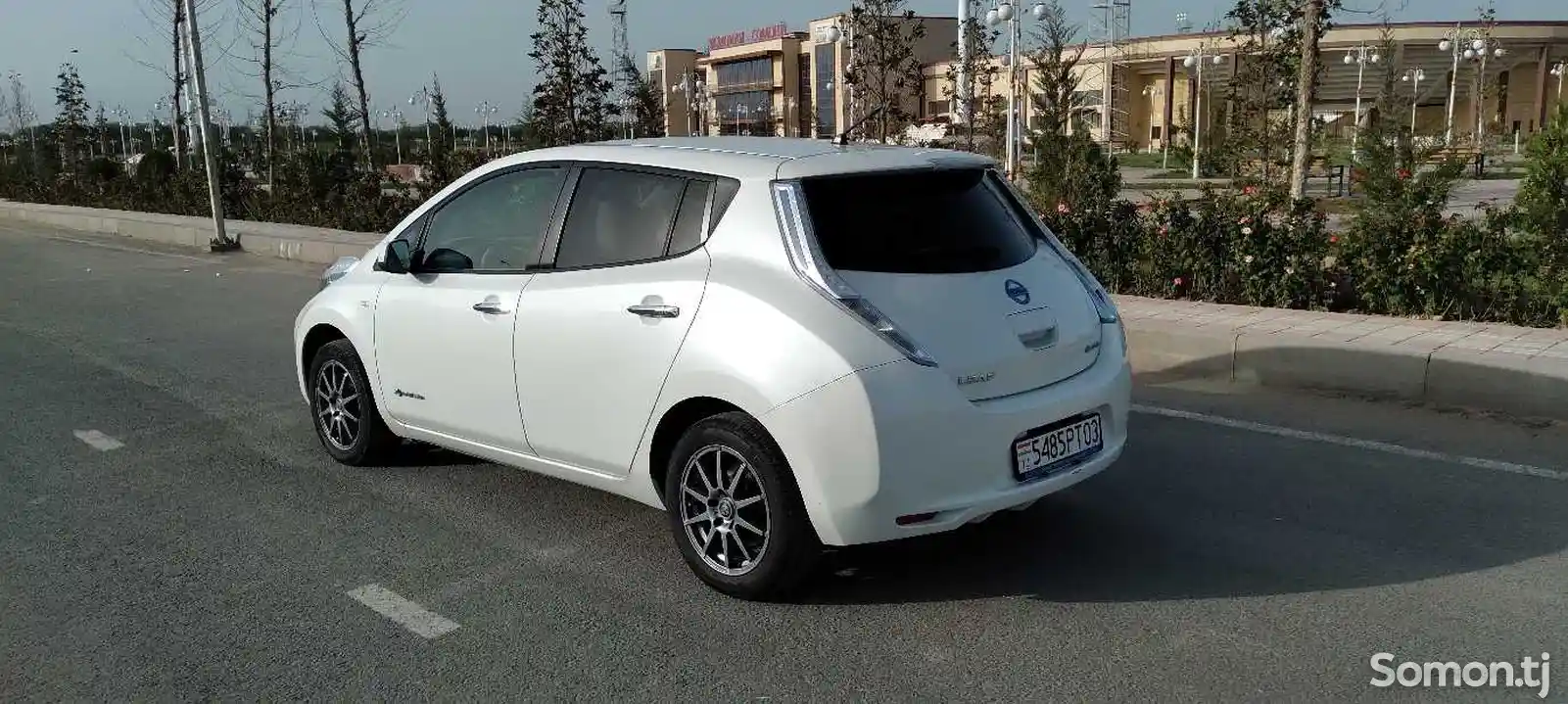 Nissan Leaf, 2013-7