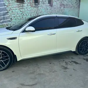 Kia Optima, 2019