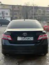 Toyota Camry, 2011-6