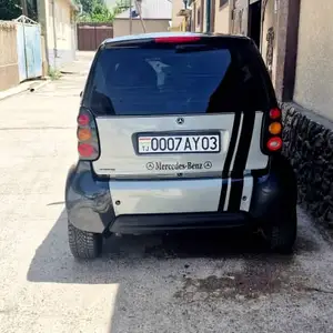 Smart ForTwo, 2001