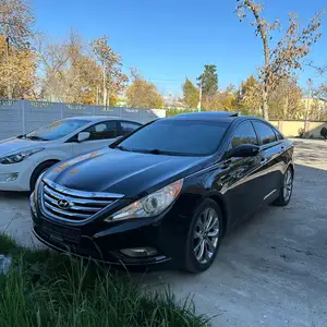 Hyundai Sonata, 2012