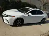 Toyota Camry, 2020-7