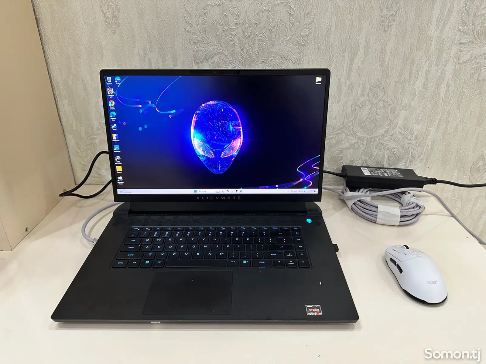 Игровой ноутбук Alienware M17 R5 AMD-6