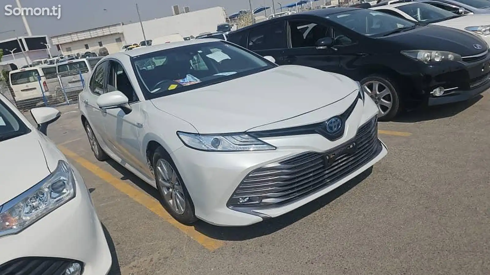 Toyota Camry, 2018-1