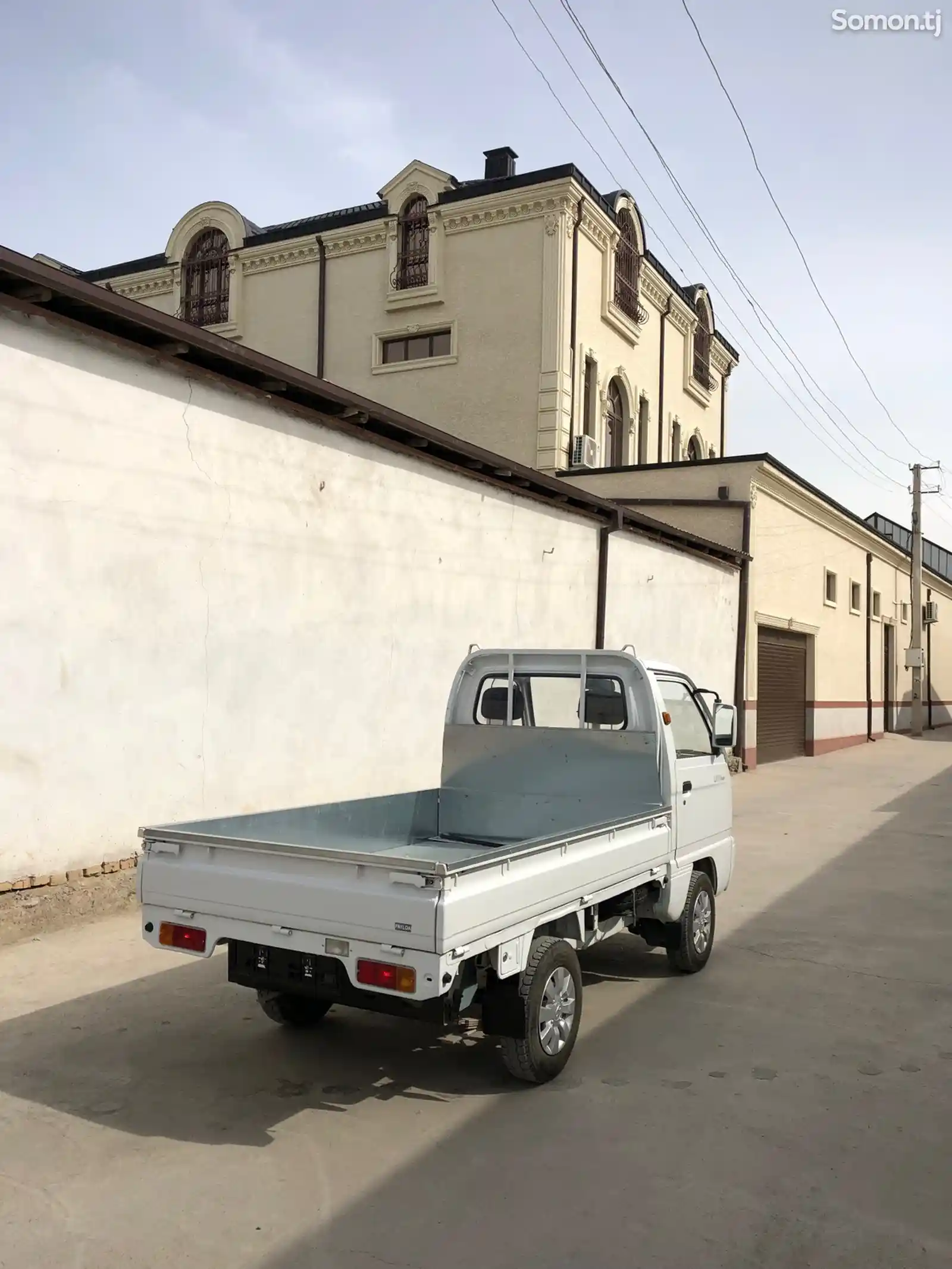 Бортовой автомобиль Daewoo Labo-5