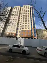 2-комн. квартира, 5 этаж, 60м², Цирк-10