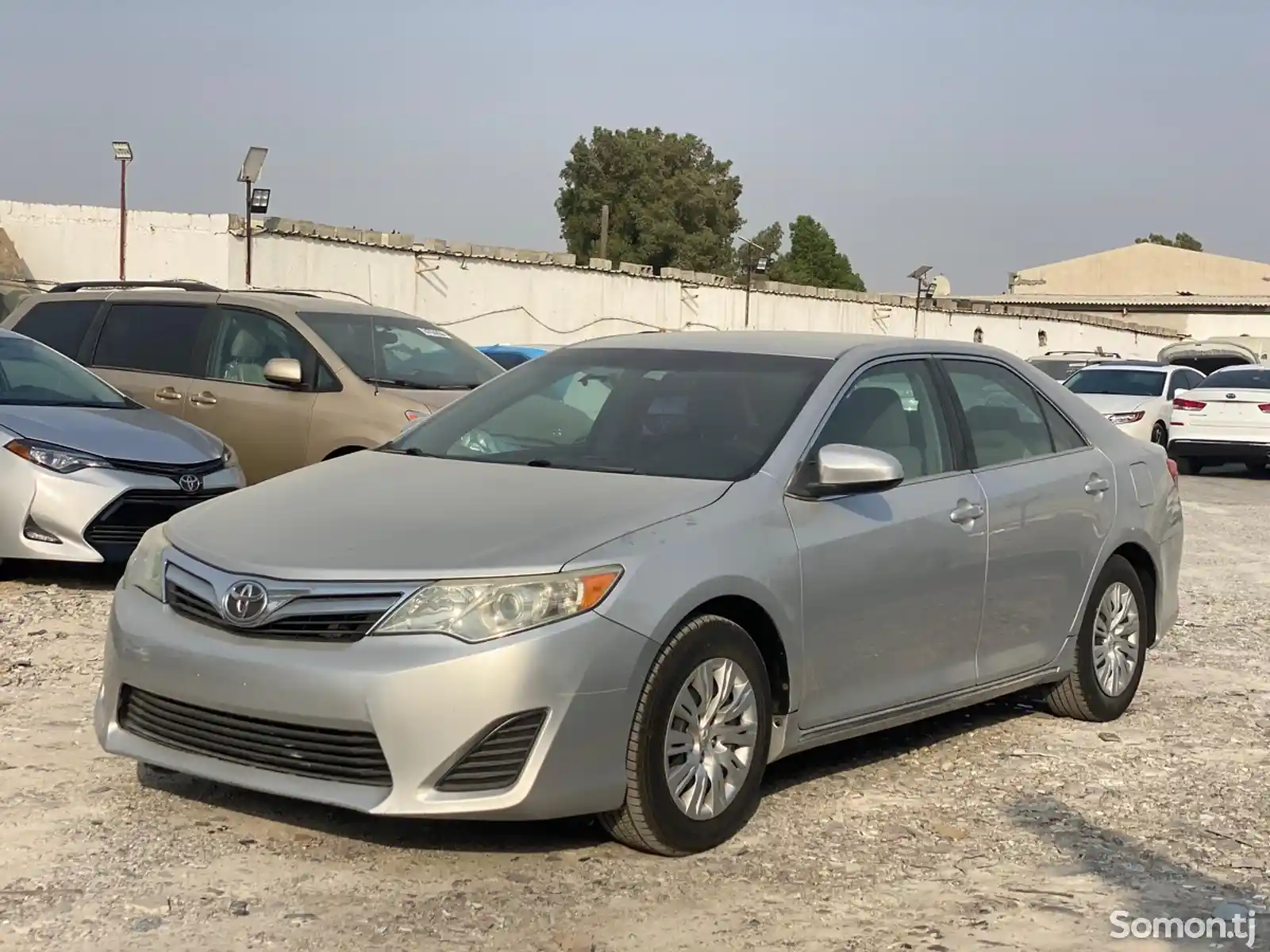 Toyota Camry, 2014-1