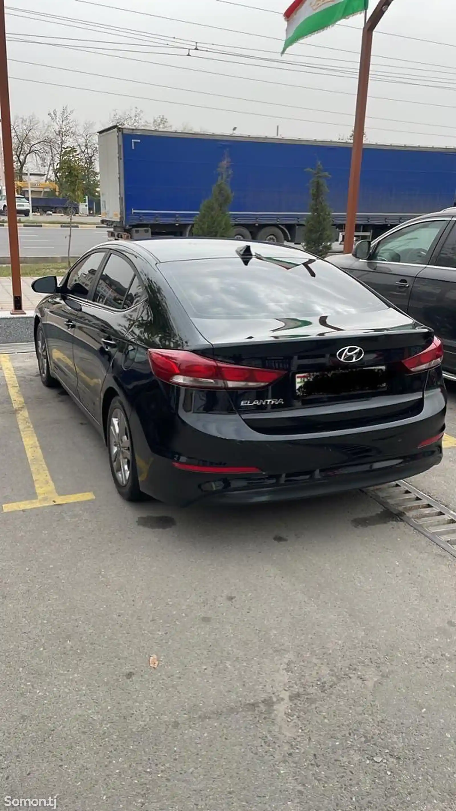 Hyundai Elantra, 2017-1