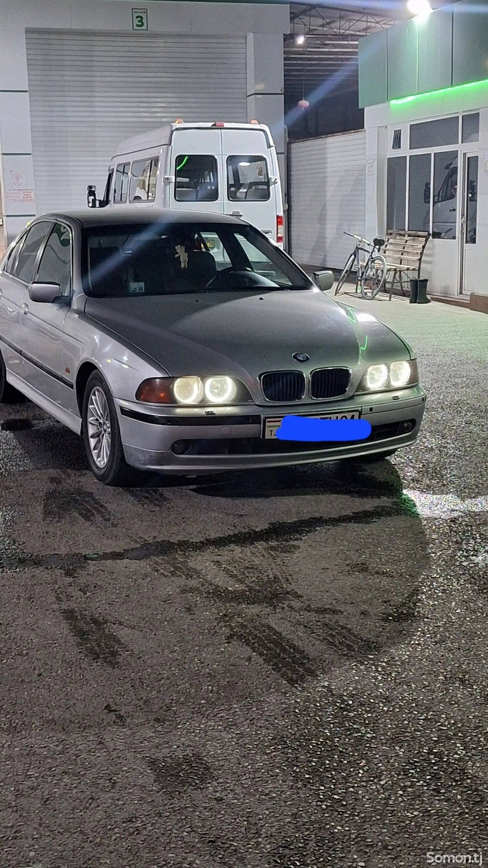 BMW 5 series, 2000-1