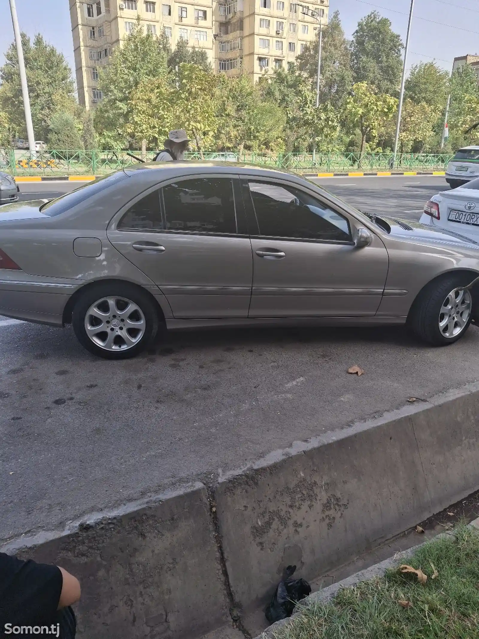 Mercedes-Benz C class, 2004-5