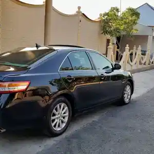 Toyota Camry, 2010