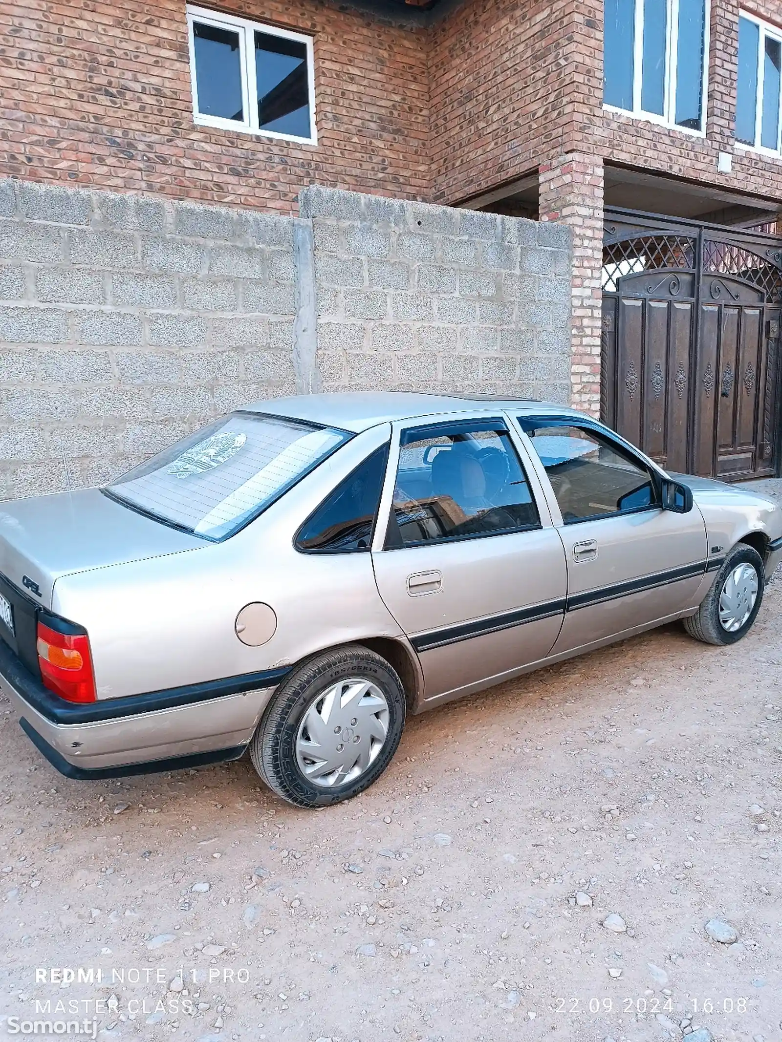 Opel Vectra A, 1990-1