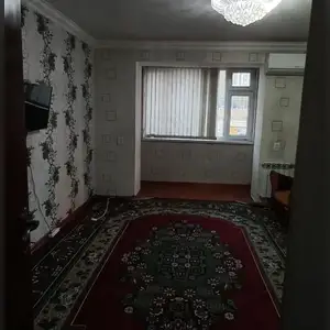 2-комн. квартира, 2 этаж, 45м², центр, Оперы и балет