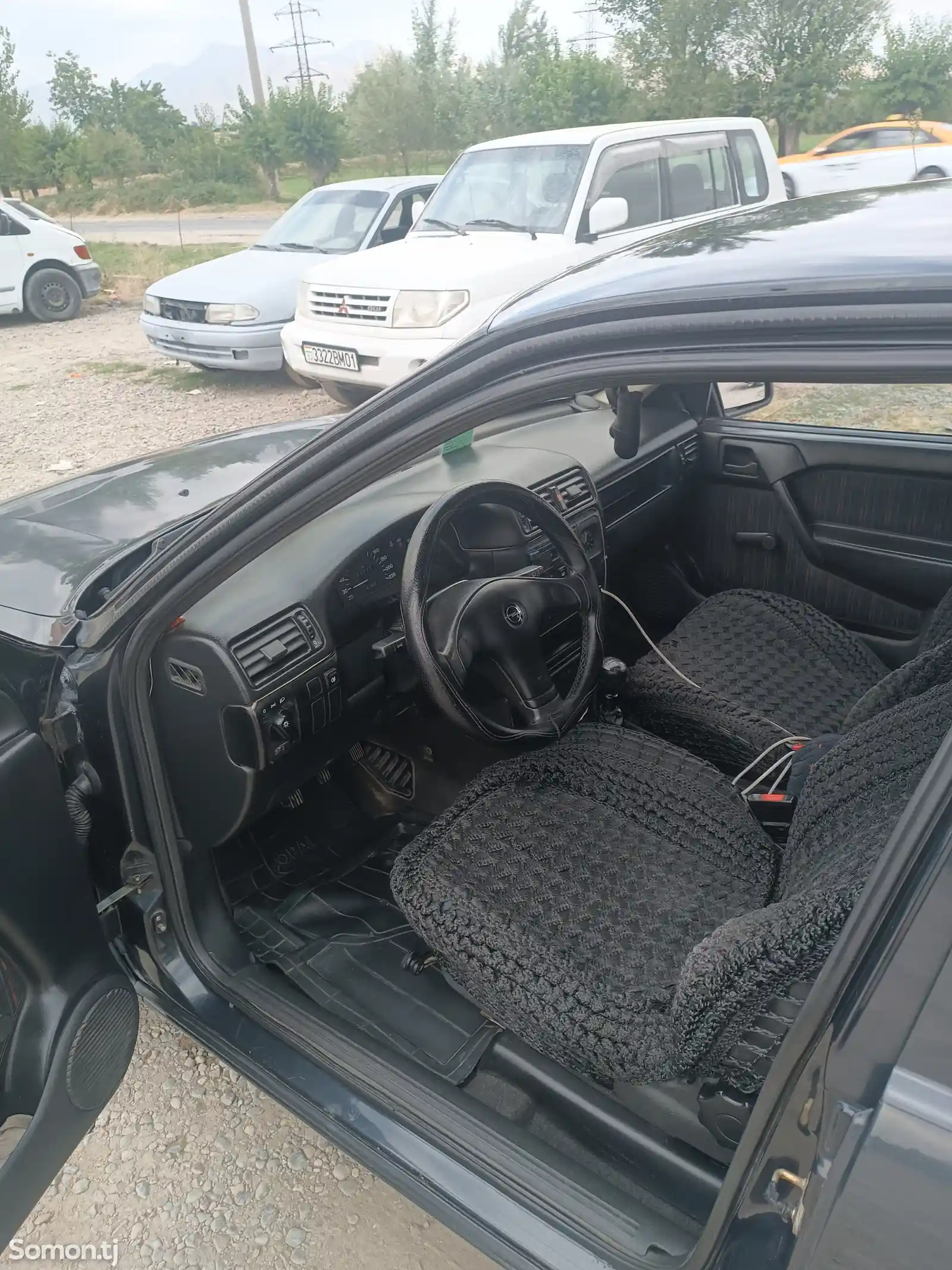 Opel Vectra A, 1993-5