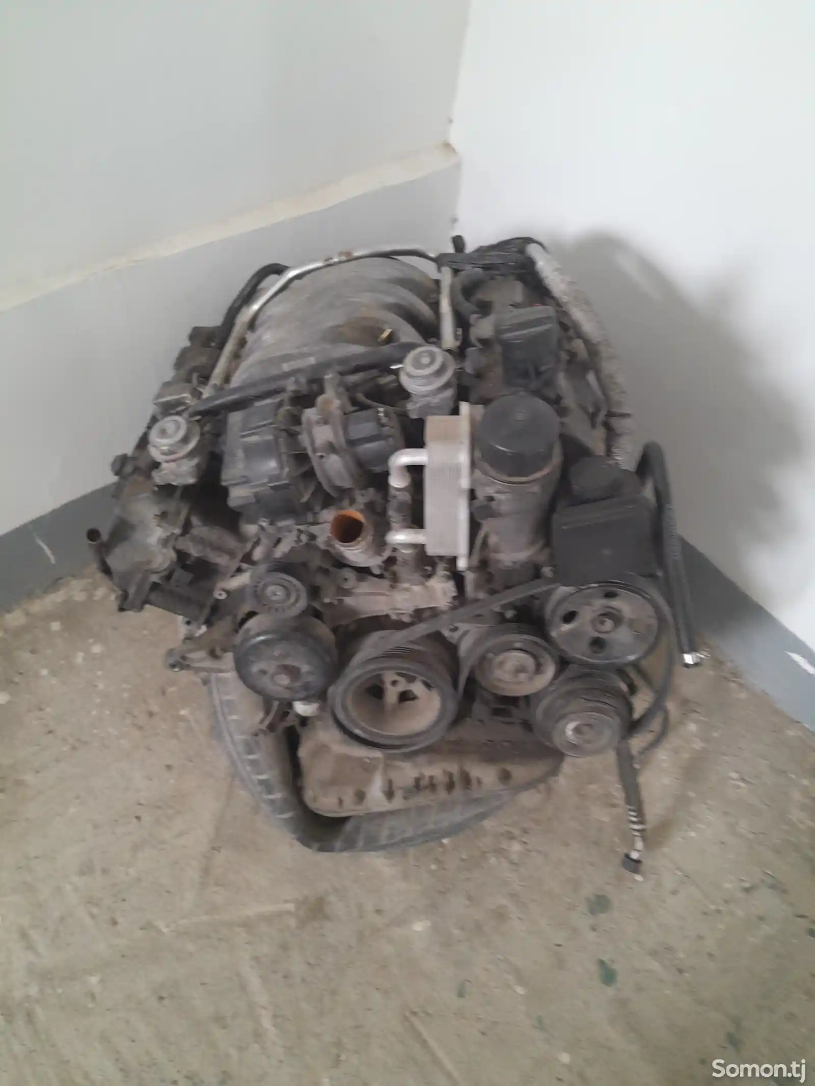 Двигатель 2.8 литр-1