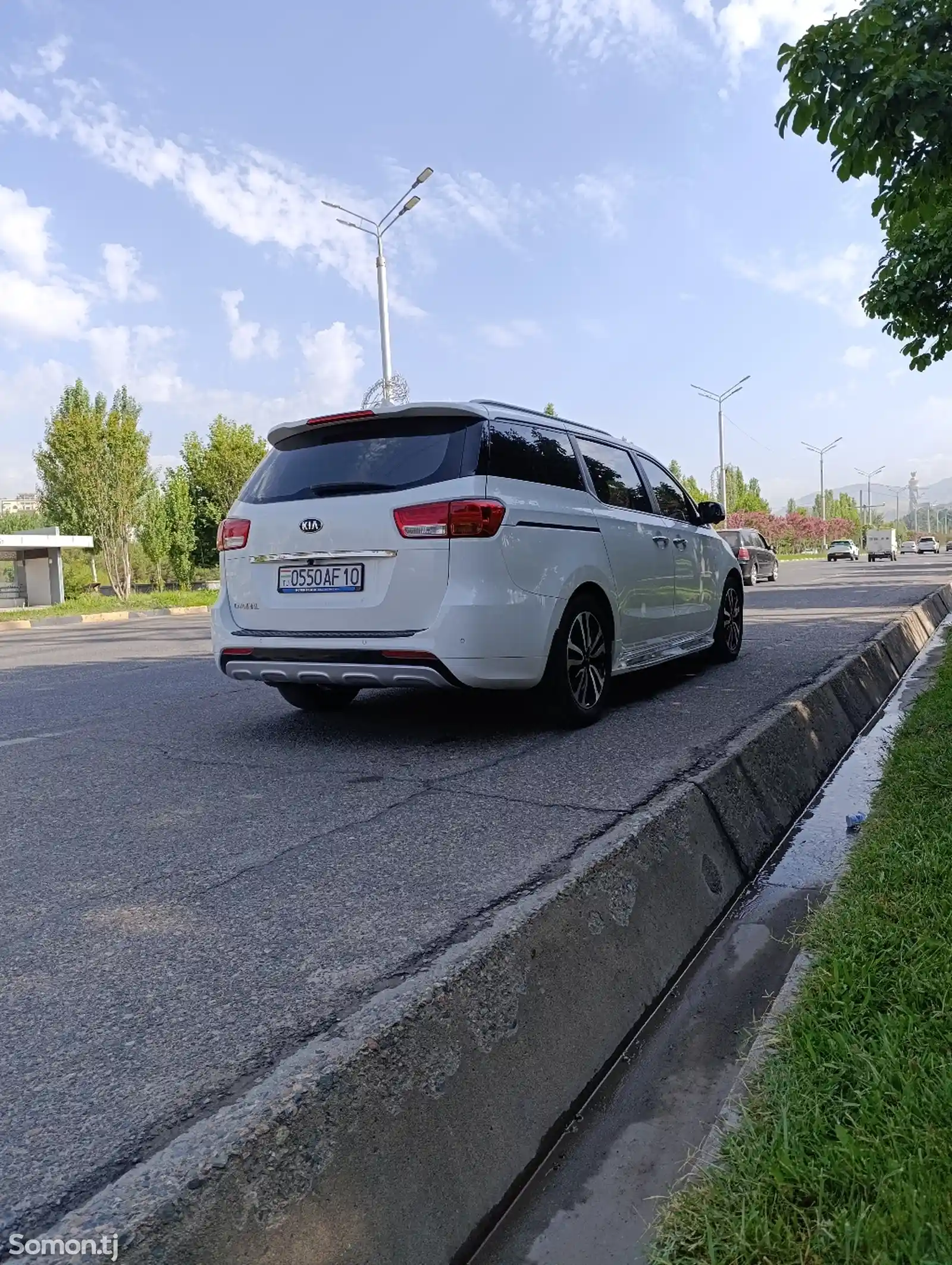 Услуги водителя с авто-4