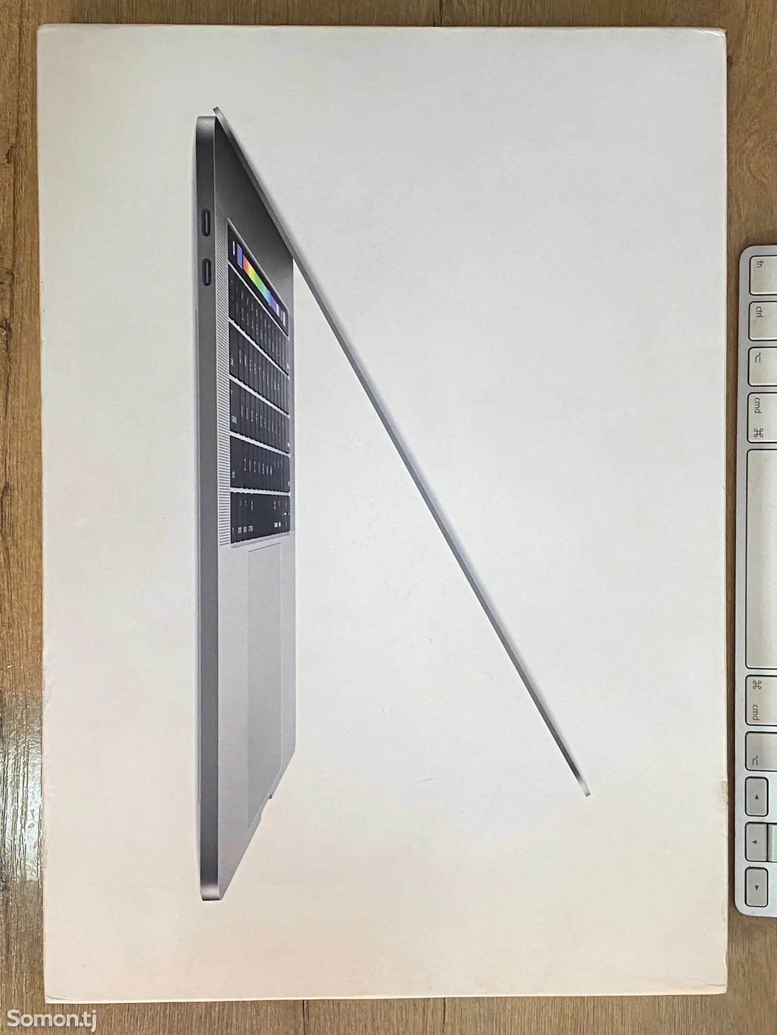 Ноутбук MacBook Pro i7 2017-1