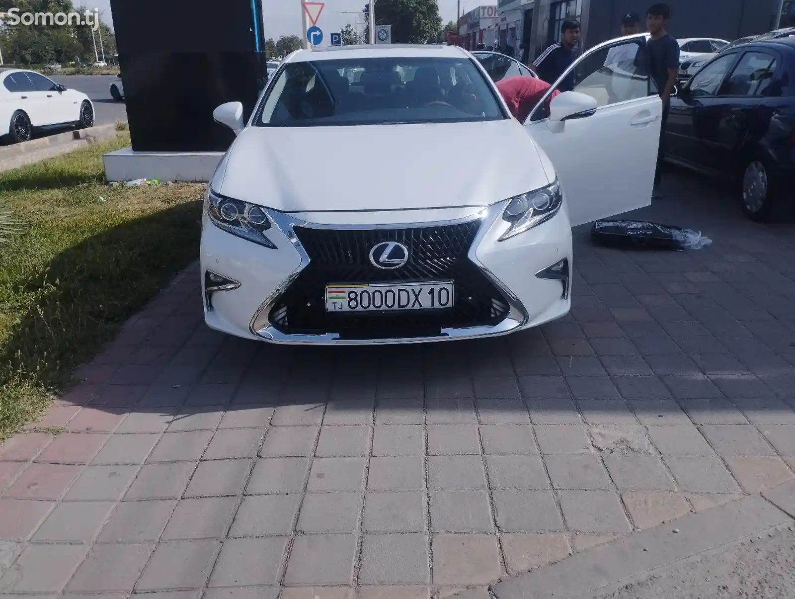 Lexus ES series, 2015-5