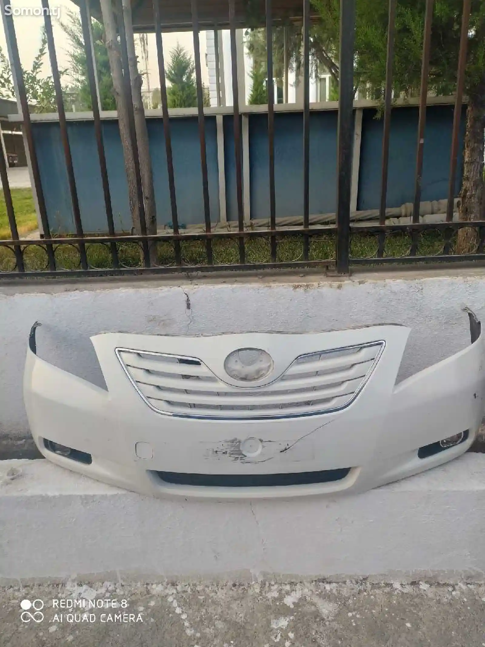 Бампер на Toyota Corolla