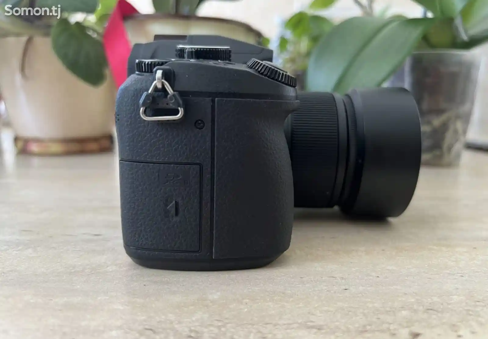 Фотоаппарат Lumix G80 с светосильным объективом 25mm f1.7-3