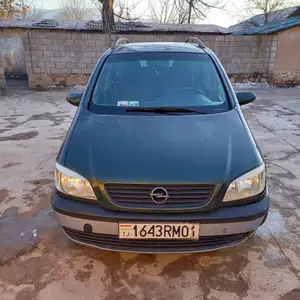 Opel Zafira, 2002