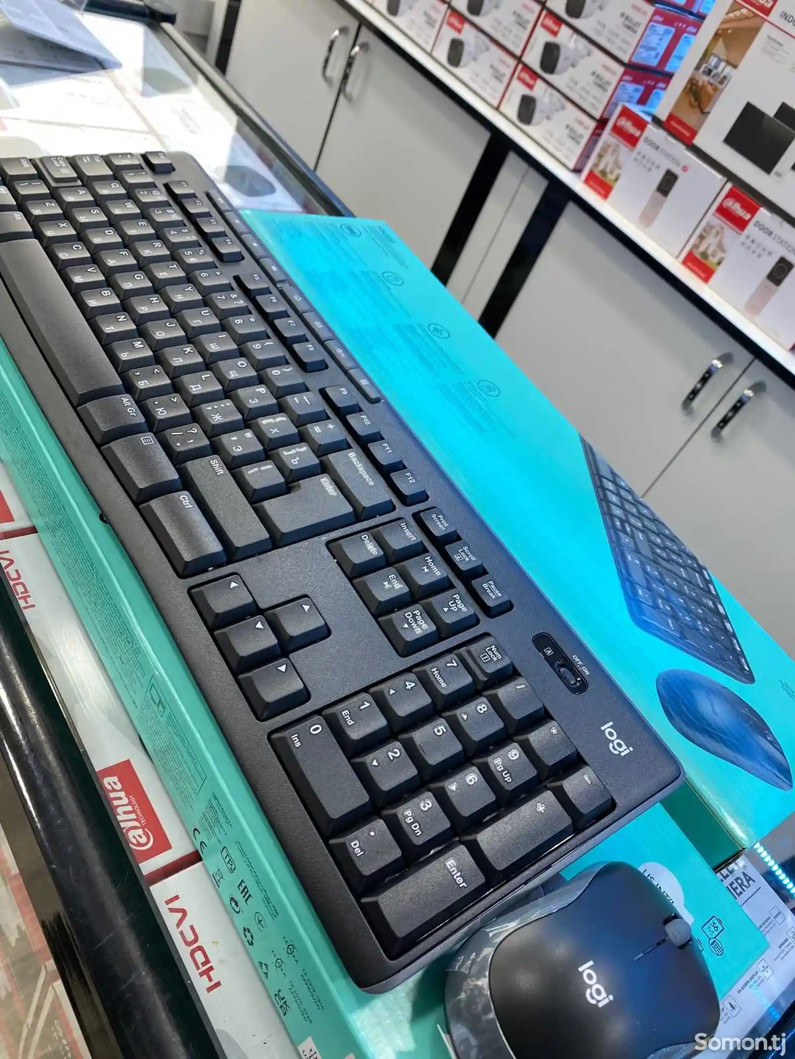 Беспроводная клавиатура с мышкой от Logitech MK270-1