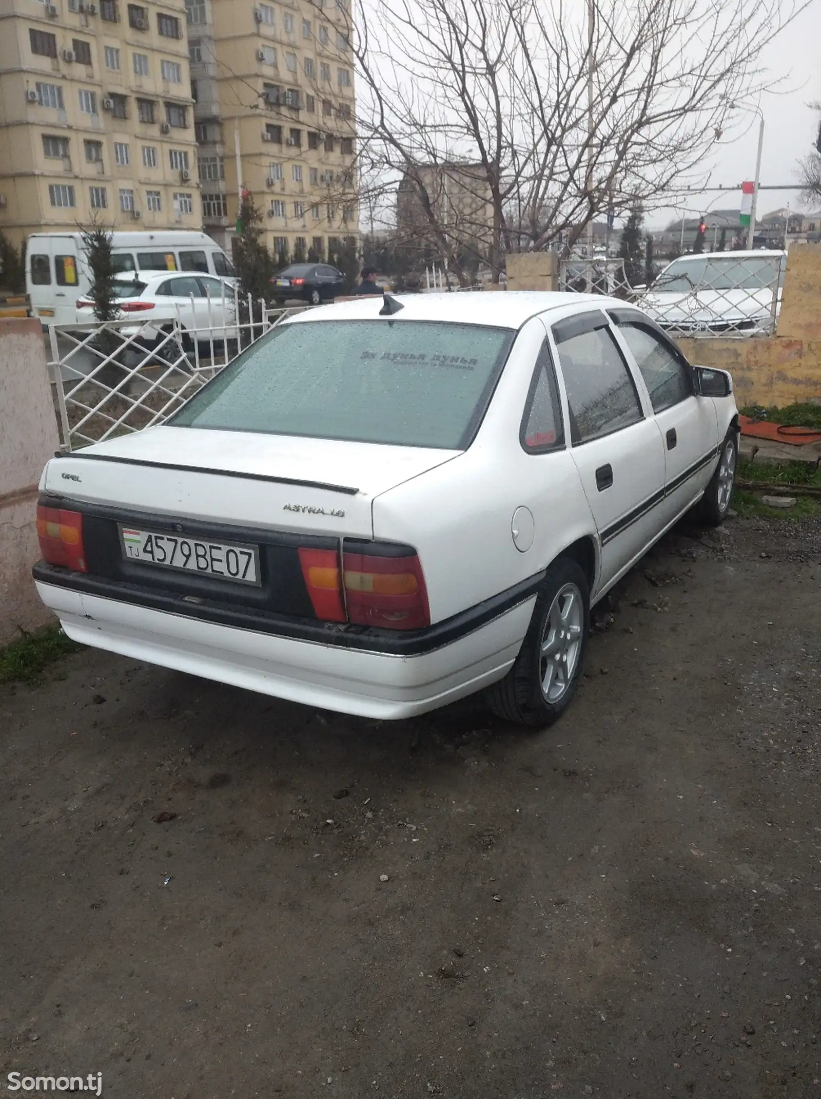 Opel Vectra A, 1993-1