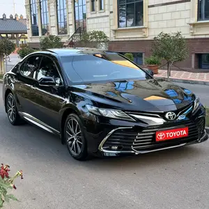 Toyota Camry, 2024