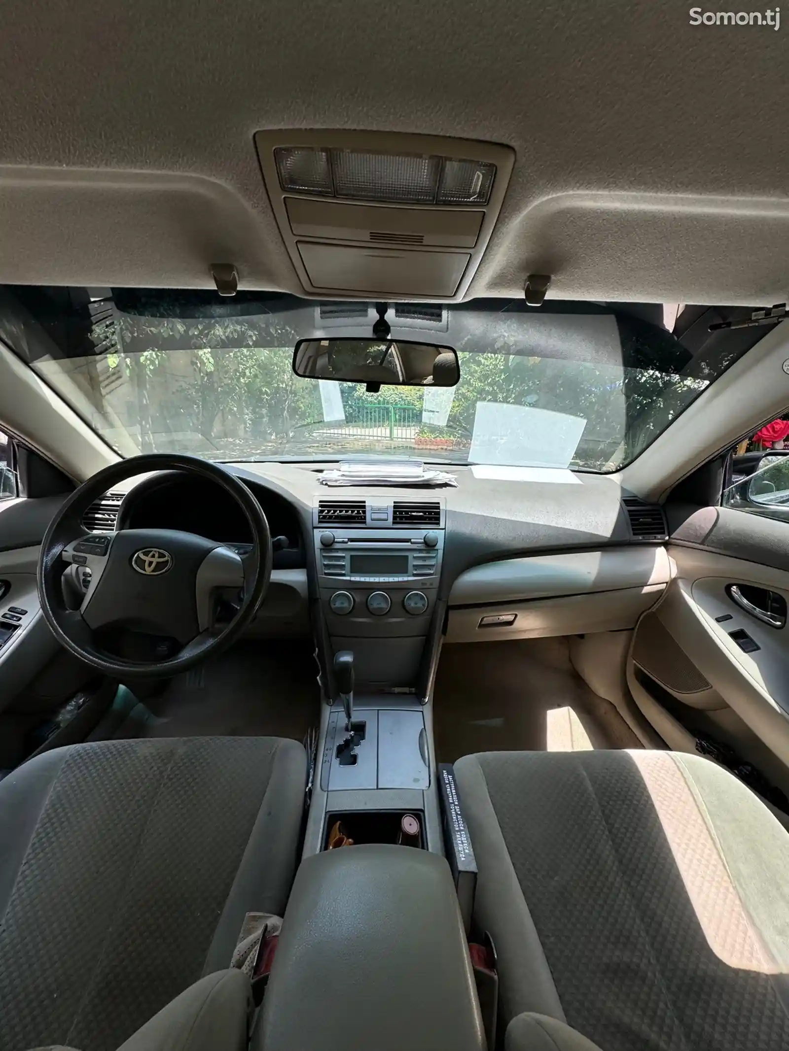 Toyota Camry, 2010-1