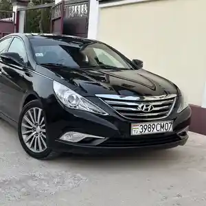 Hyundai Sonata, 2013