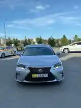 Lexus ES series, 2017-2