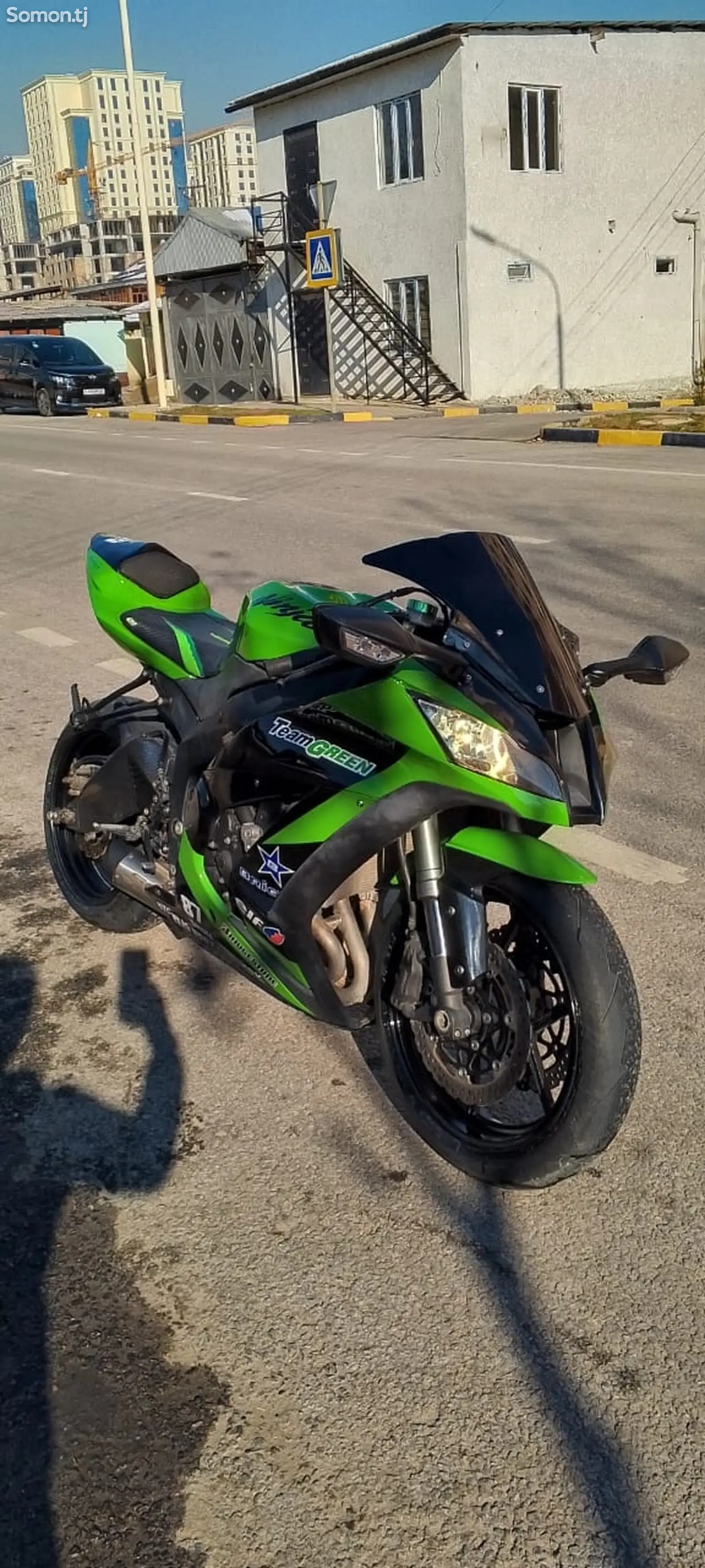 Мотоцикл Kawasaki ZX 6R-1