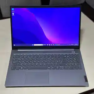 Ноутбук Lenovo ThinkPad i3-11gen