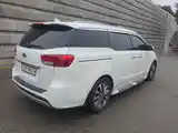 Kia Carnival, 2015-2