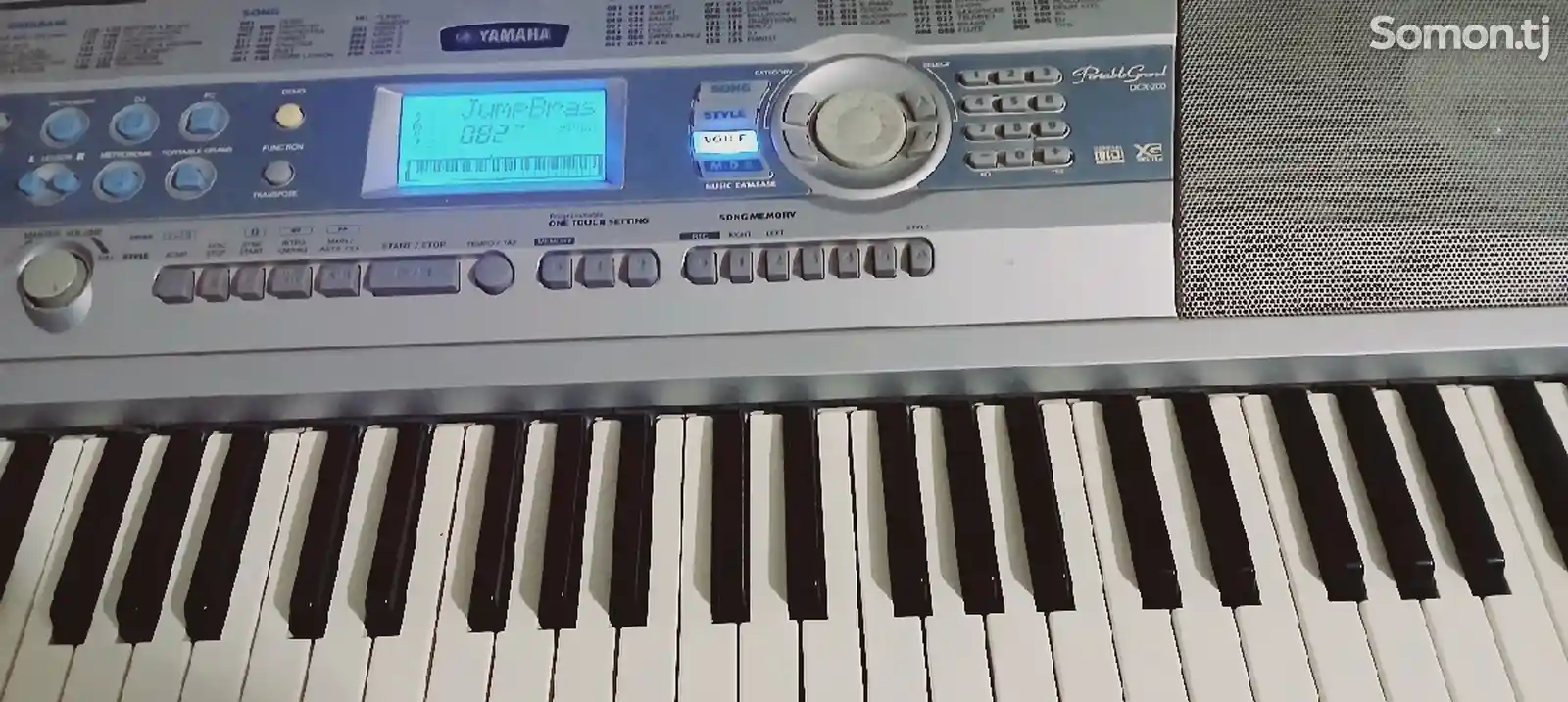 Синтезатор yamaha-1